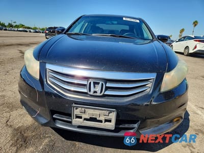 Piąte zdjęcie samochodu w środku: 2011 HONDA ACCORD SE VIN:1HGCP2F6XBA047079 - miniatura
