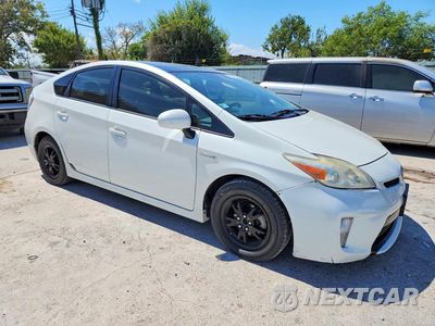 Czwarte zdjęcie samochodu z boku: 2015 TOYOTA PRIUS FOUR VIN:JTDKN3DU8F1918994 - miniatura