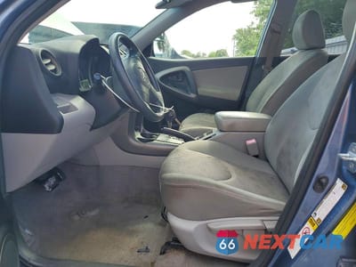 Zdjęcie 7 z 13 samochodu: 2010 TOYOTA RAV4 BASE VIN:JTMZF4DVXA5026337 - miniatura