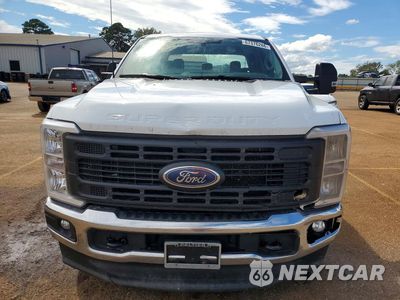 Piąte zdjęcie samochodu w środku: 2025 FORD F350 SUPER DUTY VIN:1FT8W3BT7SED13501 - miniatura
