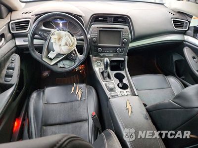 Zdjęcie 8 z 13 samochodu: 2021 NISSAN MAXIMA SV VIN:1N4AA6CV4MC503018 - miniatura