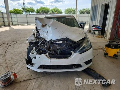 Piąte zdjęcie samochodu w środku: 2018 NISSAN SENTRA SV VIN:3N1AB7AP2JL654542 - miniatura
