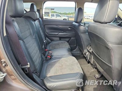 Zdjęcie 11 z 13 samochodu: 2020 MITSUBISHI OUTLANDER SE VIN:JA4AZ3A38LZ006952 - miniatura