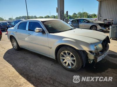 Czwarte zdjęcie samochodu z boku: 2005 CHRYSLER 300C HEMI C VIN:2C3JA63H45H502801 - miniatura