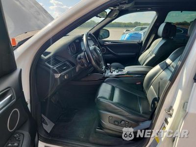 Zdjęcie 7 z 13 samochodu: 2010 BMW X5 M VIN:5YMGY0C51ALK25582 - miniatura