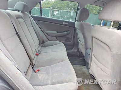 Zdjęcie 10 z 12 samochodu: 2005 HONDA ACCORD LX VIN:1HGCM56465A101684 - miniatura