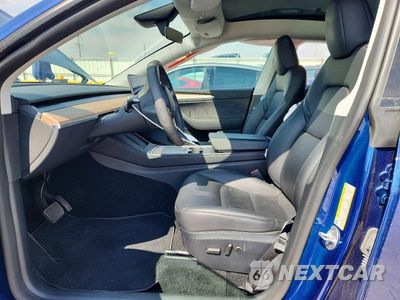 Zdjęcie 7 z 12 samochodu: 2024 TESLA MODEL Y VIN:7SAYGDEE5RA269085 - miniatura