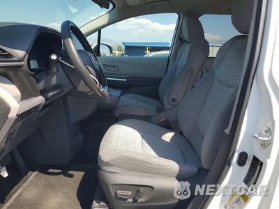 Zdjęcie 7 z 14 samochodu: 2022 TOYOTA SIENNA LE VIN:5TDKSKFC5NS071067 - miniatura
