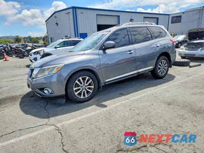 2016 NISSAN PATHFINDER SL 5N1AR2MN2GC622972 - główne zdjęcie licytacji z USA - miniatura