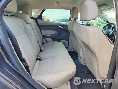 Zdjęcie 10 z 12 samochodu: 2017 FORD FOCUS SE VIN:1FADP3K25HL242120 - miniatura