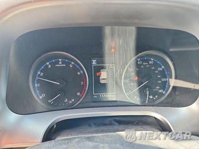 Zdjęcie 9 z 13 samochodu: 2018 TOYOTA RAV4 LE VIN:JTMBFREV3JJ728777 - miniatura