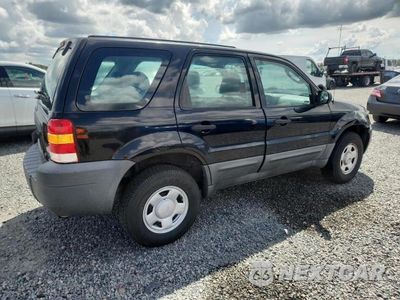 Trzecie zdjęcie samochodu z tyłu: 2005 FORD ESCAPE XLS VIN:1FMYU02Z15KB16818 - miniatura