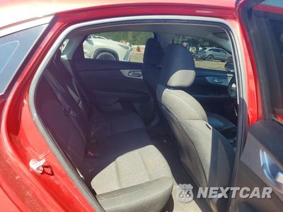 Zdjęcie 10 z 12 samochodu: 2023 KIA FORTE LXS VIN:3KPF24AD5PE612984 - miniatura