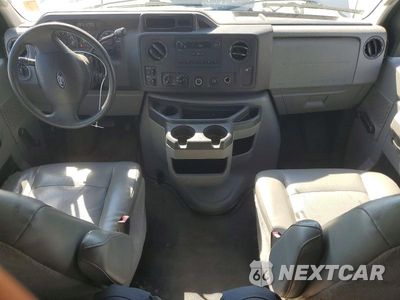 Zdjęcie 8 z 13 samochodu: 2012 FORD ECONOLINE E350 SUPER DUTY WAGON VIN:1FBNE3BL9CDA07708 - miniatura