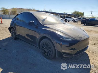 Czwarte zdjęcie samochodu z boku: 2024 TESLA MODEL Y VIN:7SAYGDED5RF133369 - miniatura