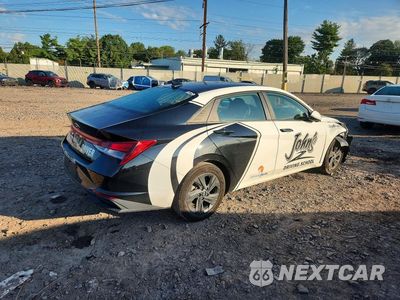 Trzecie zdjęcie samochodu z tyłu: 2023 HYUNDAI ELANTRA SEL VIN:KMHLM4AG1PU587005 - miniatura