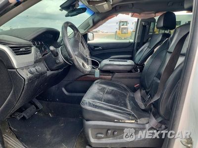 Zdjęcie 7 z 13 samochodu: 2017 GMC YUKON XL K1500 SLT VIN:1GKS2GKC9HR142345 - miniatura