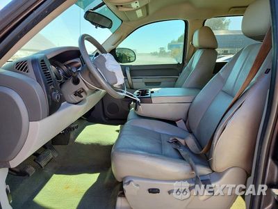 Zdjęcie 7 z 13 samochodu: 2010 GMC SIERRA C1500 SLE VIN:3GTRCVE0XAG204998 - miniatura