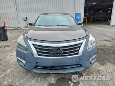 Piąte zdjęcie samochodu w środku: 2015 NISSAN ALTIMA 2.5 S VIN:1N4AL3AP3FN378758 - miniatura