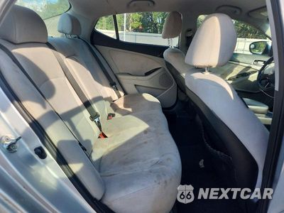 Zdjęcie 10 z 13 samochodu: 2014 KIA OPTIMA LX VIN:5XXGM4A7XEG335293 - miniatura