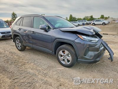 Czwarte zdjęcie samochodu z boku: 2025 TOYOTA RAV4 XLE VIN:2T3P1RFV6SW561479 - miniatura