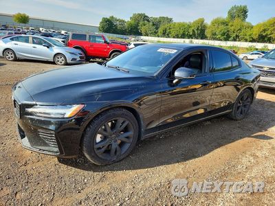 2022 VOLVO S60 T8 RECHARGE R-DESIGN EXPRESSION 7JRH60FZ3NG189864 - główne zdjęcie licytacji z USA - miniatura