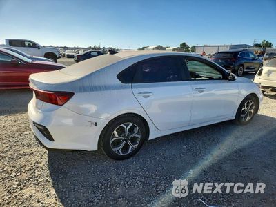 Trzecie zdjęcie samochodu z tyłu: 2021 KIA FORTE LXS VIN:3KPF24AD7ME278923 - miniatura