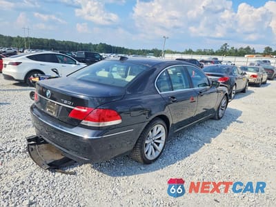 Trzecie zdjęcie samochodu z tyłu: 2007 BMW 750 I VIN:WBAHL83587DT11031 - miniatura