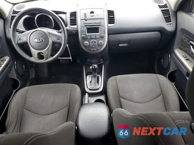 Zdjęcie 8 z 13 samochodu: 2012 KIA SOUL + VIN:KNDJT2A6XC7468517 - miniatura