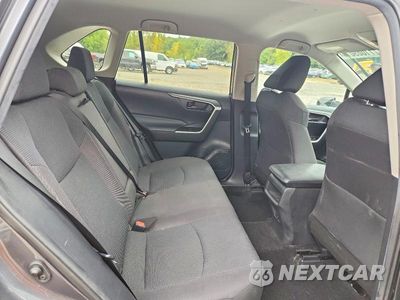 Zdjęcie 10 z 12 samochodu: 2021 TOYOTA RAV4 LE VIN:2T3F1RFV7MW157430 - miniatura