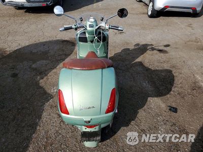Zdjęcie 6 z 9 samochodu: 2008 VESPA GTS 250 VIN:ZAPM459L485501549 - miniatura