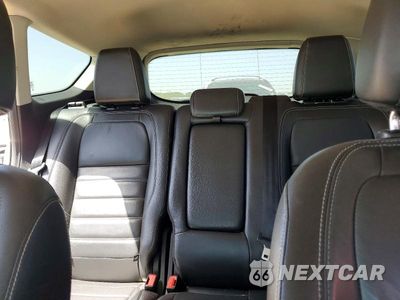 Zdjęcie 10 z 13 samochodu: 2017 FORD ESCAPE TITANIUM VIN:1FMCU9JD0HUD84692 - miniatura
