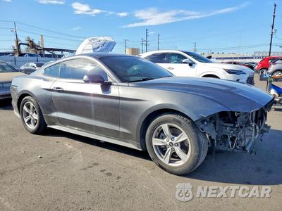 Czwarte zdjęcie samochodu z boku: 2020 FORD MUSTANG VIN:1FA6P8TH1L5163369 - miniatura