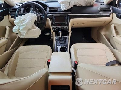Zdjęcie 8 z 12 samochodu: 2019 VOLKSWAGEN PASSAT SE R-LINE VIN:1VWMA7A32KC001472 - miniatura