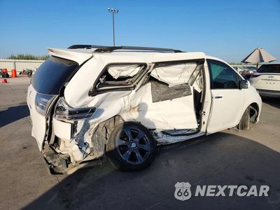 Trzecie zdjęcie samochodu z tyłu: 2017 TOYOTA SIENNA SE VIN:5TDXZ3DC7HS766715 - miniatura
