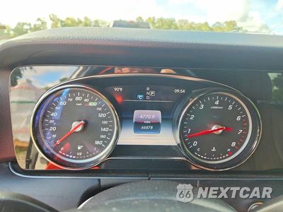 Zdjęcie 9 z 12 samochodu: 2017 MERCEDES-BENZ E 300 VIN:WDDZF4JB3HA110923 - miniatura