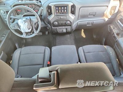 Zdjęcie 8 z 12 samochodu: 2026 CHEVROLET SILVERADO K1500 TRAIL BOSS CUSTOM VIN:3GCUKCED1TG255250 - miniatura