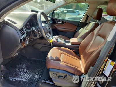 Zdjęcie 7 z 14 samochodu: 2019 AUDI Q7 PREMIUM PLUS VIN:WA1LAAF70KD009808 - miniatura