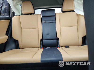 Zdjęcie 10 z 13 samochodu: 2017 TOYOTA RAV4 HV LIMITED VIN:JTMDJREV9HD080653 - miniatura