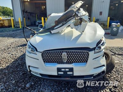 Piąte zdjęcie samochodu w środku: 2023 LINCOLN AVIATOR RESERVE VIN:5LM5J7XC6PGL07405 - miniatura