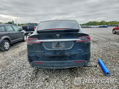Zdjęcie 6 z 12 samochodu: 2018 TESLA MODEL X VIN:5YJXCDE28JF142395 - miniatura