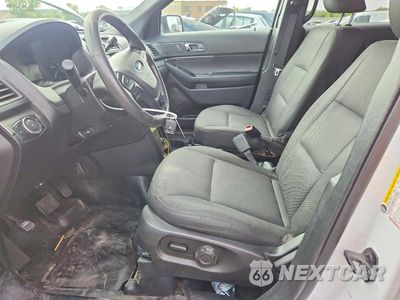Zdjęcie 7 z 13 samochodu: 2017 FORD EXPLORER POLICE INTERCEPTOR VIN:1FM5K8AR0HGE14048 - miniatura