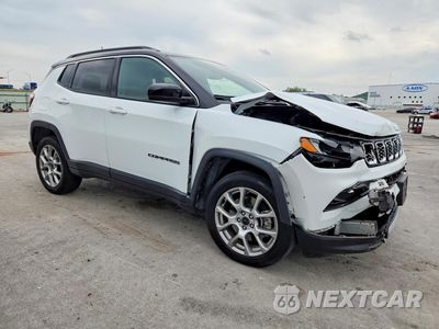 Czwarte zdjęcie samochodu z boku: 2025 JEEP COMPASS LIMITED VIN:3C4NJDCNXST508130 - miniatura