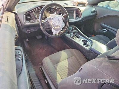 Zdjęcie 8 z 12 samochodu: 2016 DODGE CHALLENGER SXT VIN:2C3CDZAG9GH316296 - miniatura