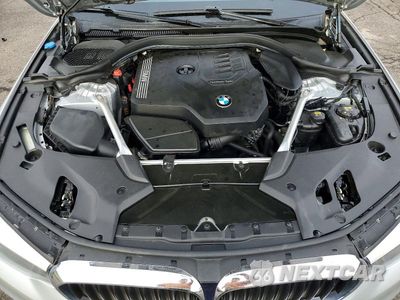 Zdjęcie 11 z 12 samochodu: 2020 BMW 530 XI VIN:WBAJR7C08LCE53252 - miniatura