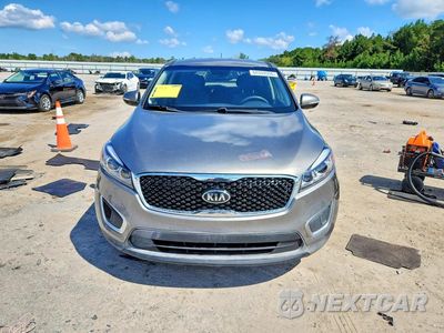 Piąte zdjęcie samochodu w środku: 2016 KIA SORENTO L VIN:5XYPG4A39GG116280 - miniatura