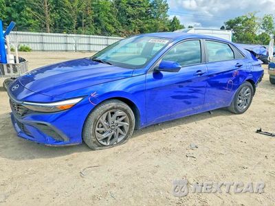 2024 HYUNDAI ELANTRA KMHLM4DG4RU652573 - główne zdjęcie licytacji z USA - miniatura