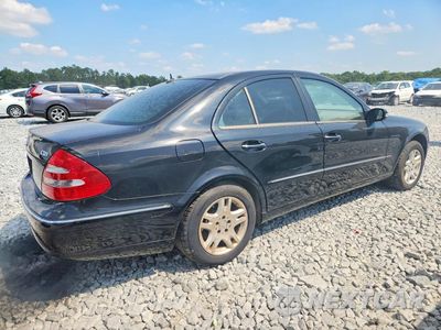 Trzecie zdjęcie samochodu z tyłu: 2005 MERCEDES-BENZ E 320 CDI VIN:WDBUF26J05A709314 - miniatura