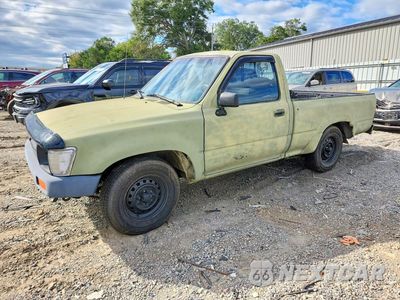 1990 TOYOTA PICKUP 1/2 TON SHORT WHEELBASE JT4RN81A9L0057896 - główne zdjęcie licytacji z USA - miniatura