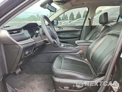 Zdjęcie 7 z 13 samochodu: 2023 JEEP GRAND CHEROKEE LIMITED VIN:1C4RJHBG5P8910686 - miniatura